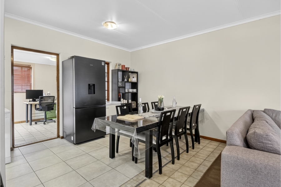 3 Bedroom Property for Sale in Strand South Western Cape